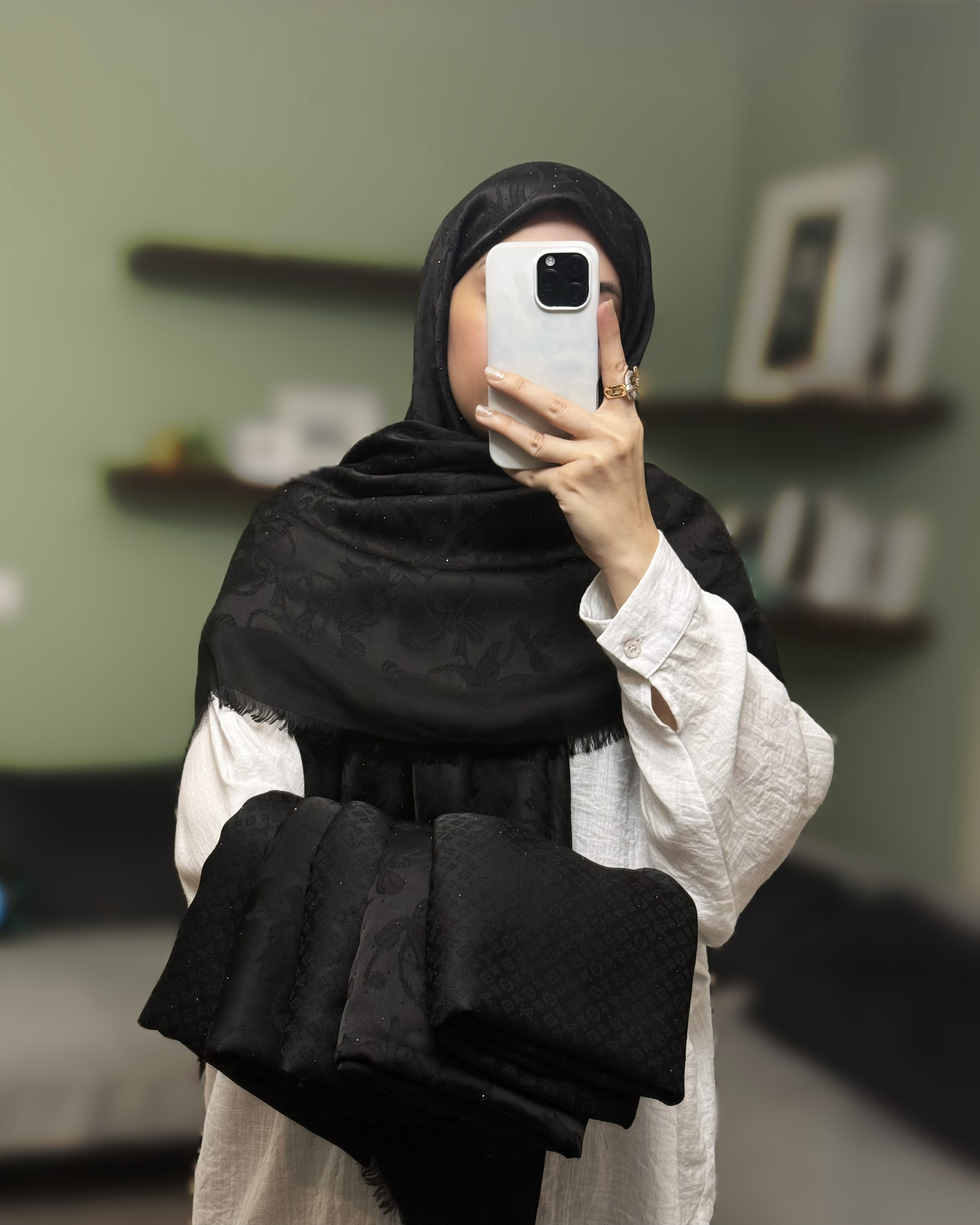 روسری ژاکارد نگیندار قواره ۱۴۰ کد A45