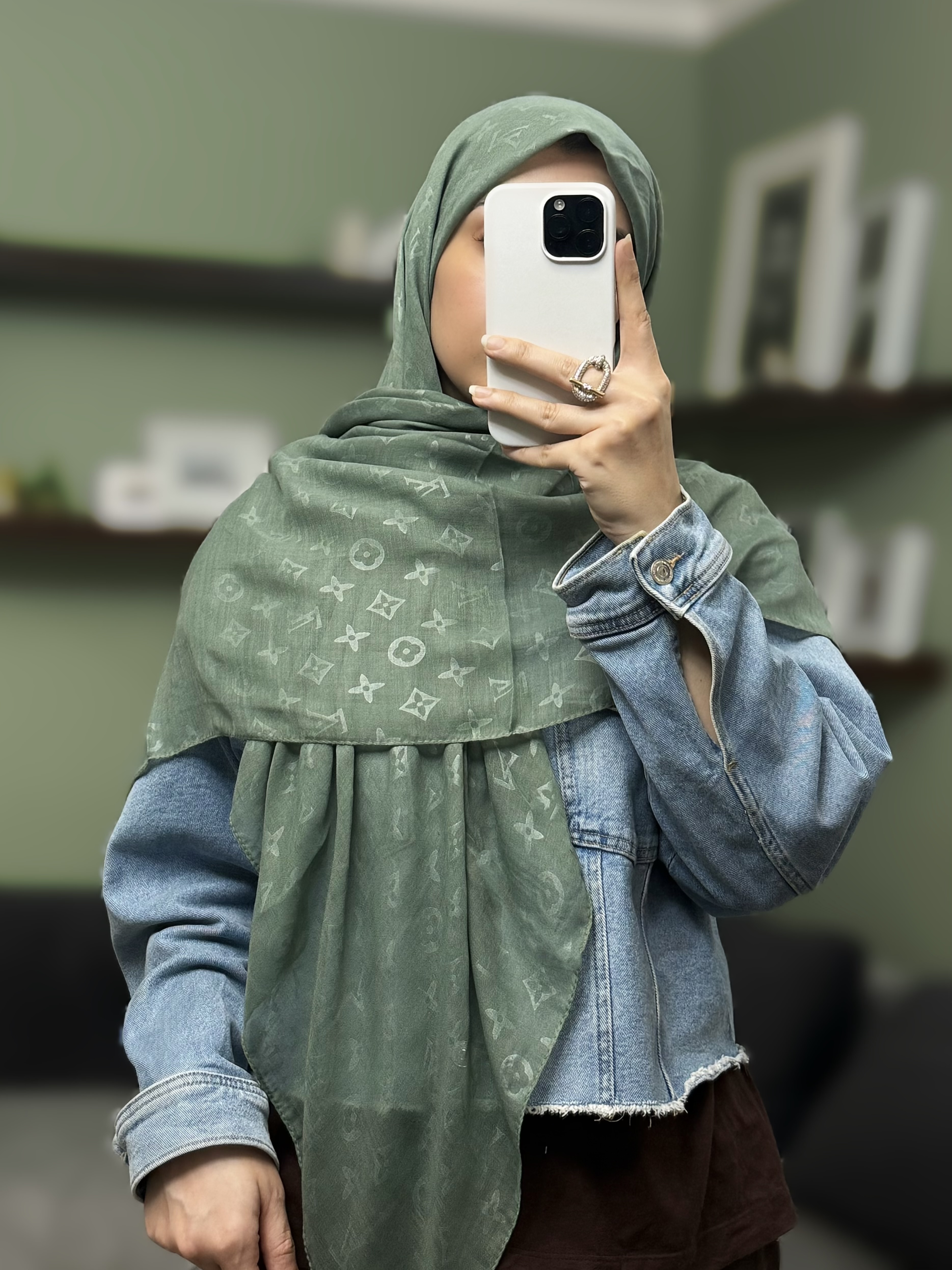 روسری نخ پنبه ال وی B2