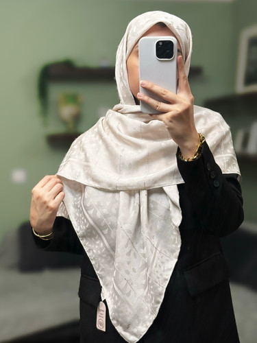 روسری ابریشم پولکی ترک c60