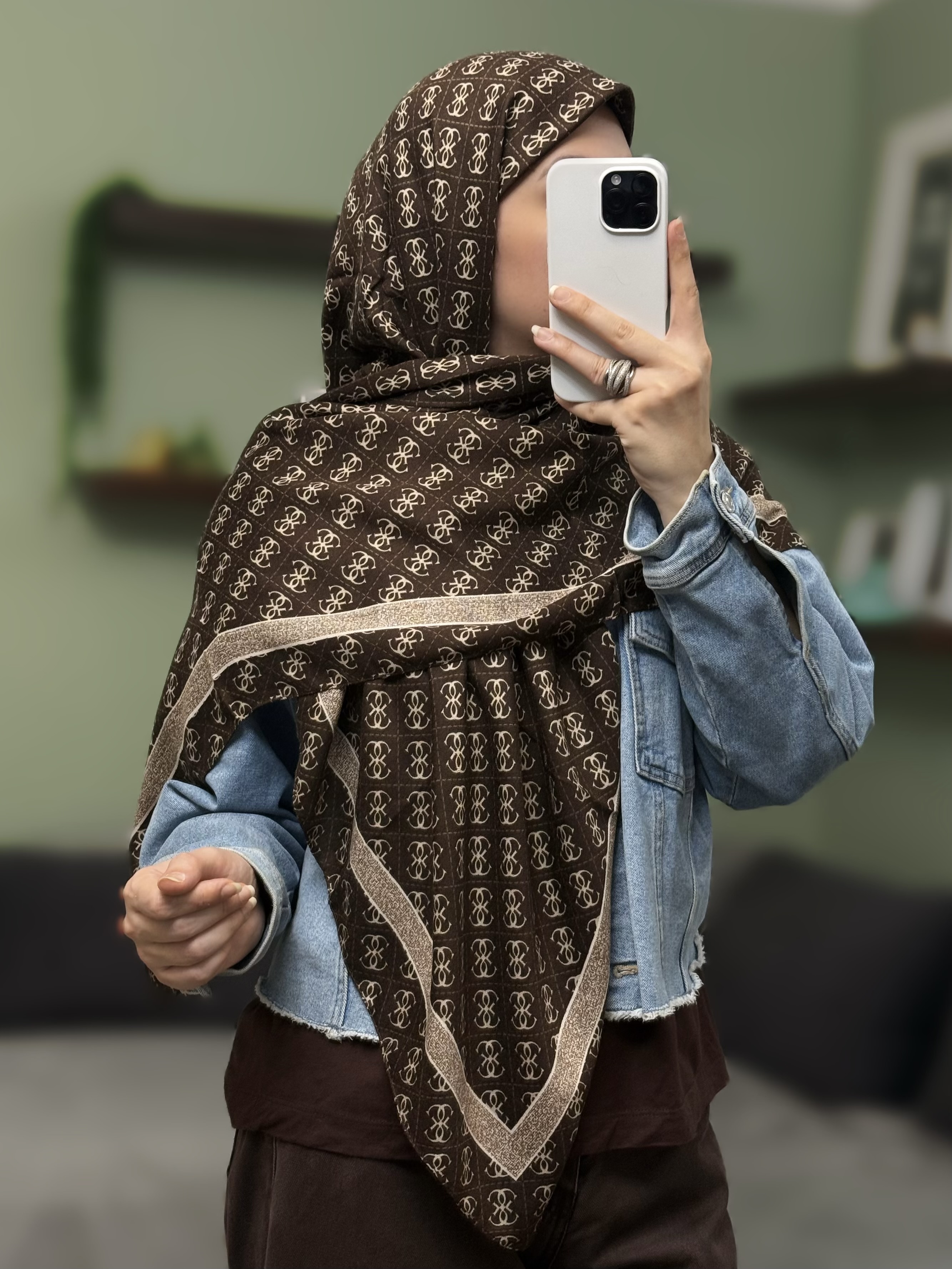 روسری سوپرنخ شکلاتی
